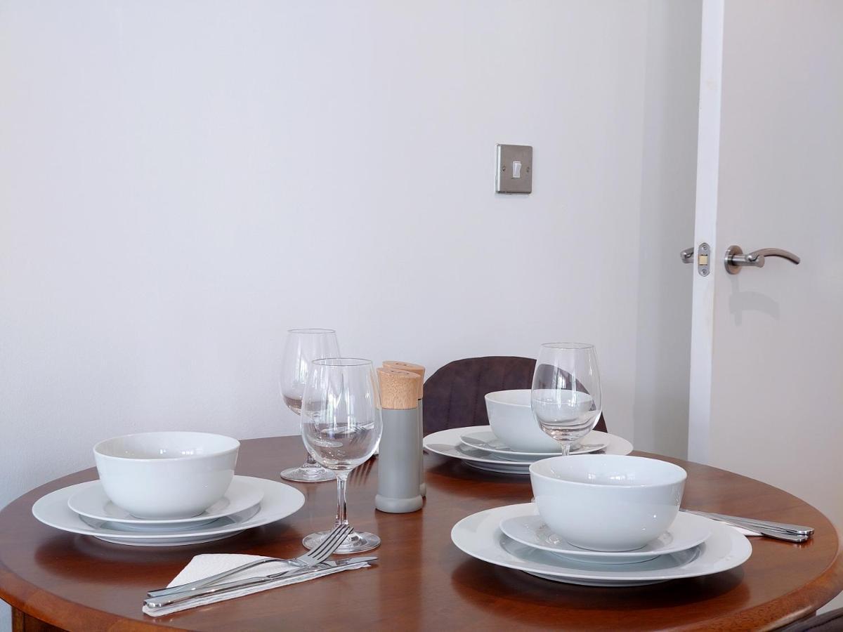 Fully Serviced Two Bed Apartment By Excel & O2 London Kültér fotó